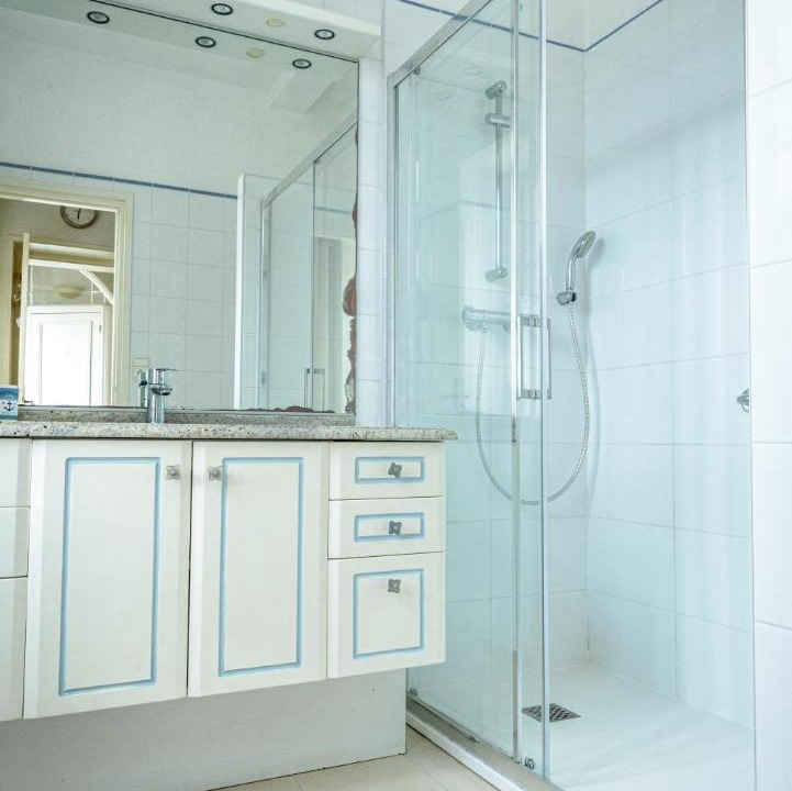 Photo of Bathroom in Luc-sur-Mer