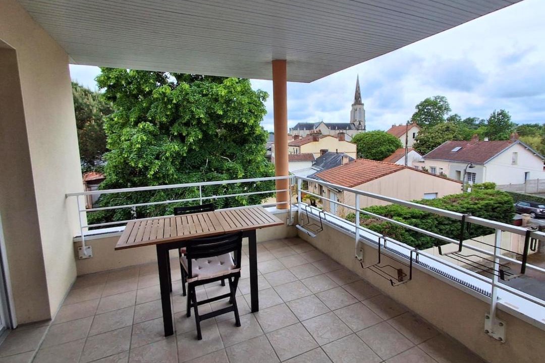 Photo of Patio Balcony in La Haie-Fouassiere