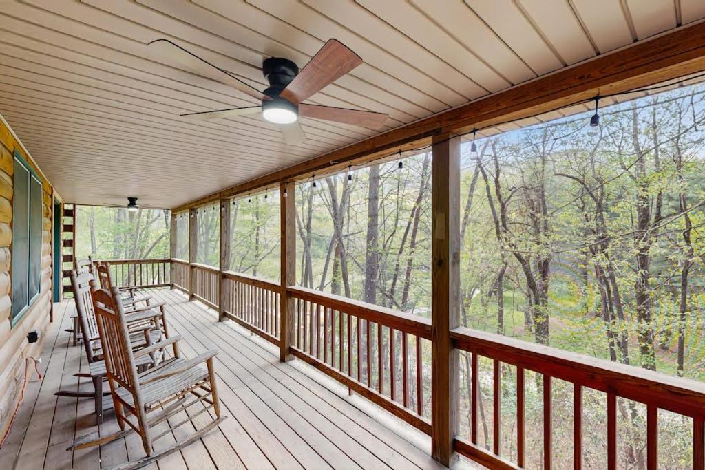 Photo of Patio Balcony in Rabun Gap