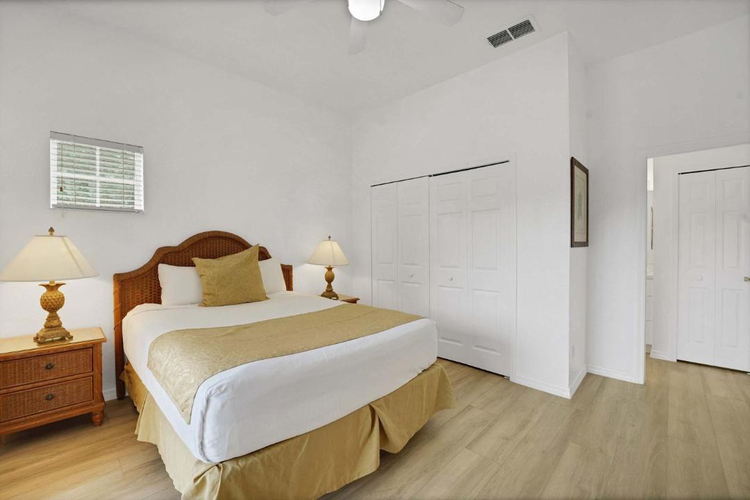 Photo of Bedroom in Bahama Bay