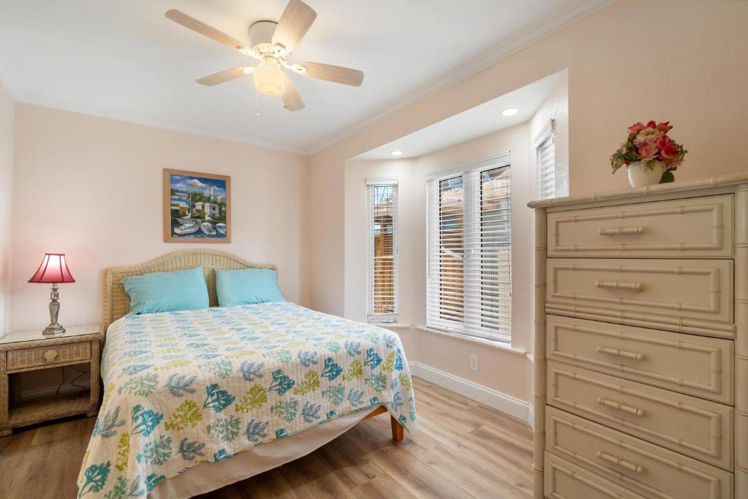 Photo of Bedroom in Treasure Island