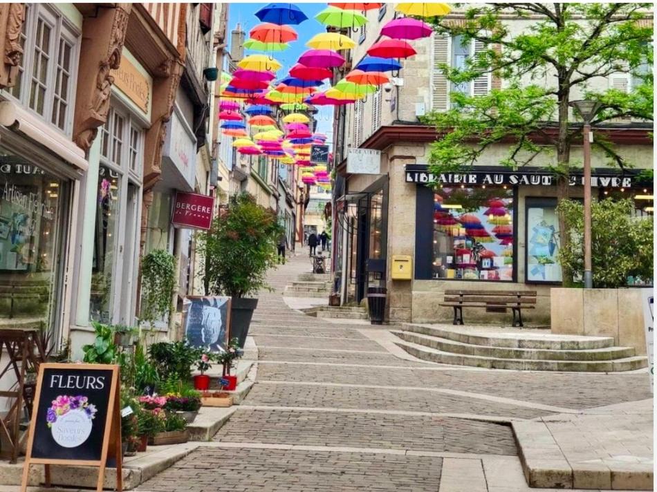 Photo of Others in Joigny