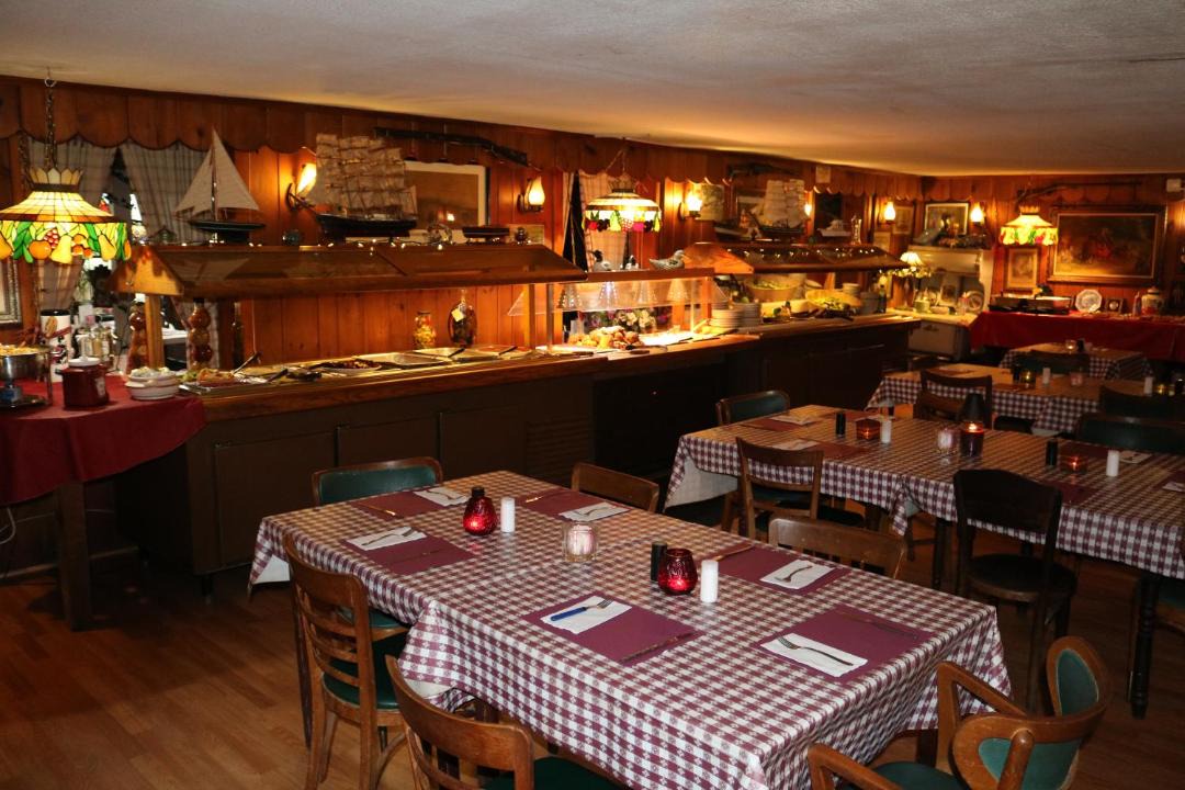 Photo of Others in Pine Hill