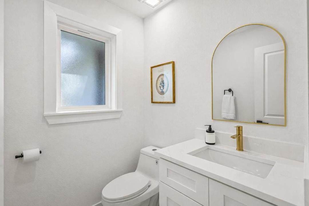 Photo of Bathroom in Farmers Branch