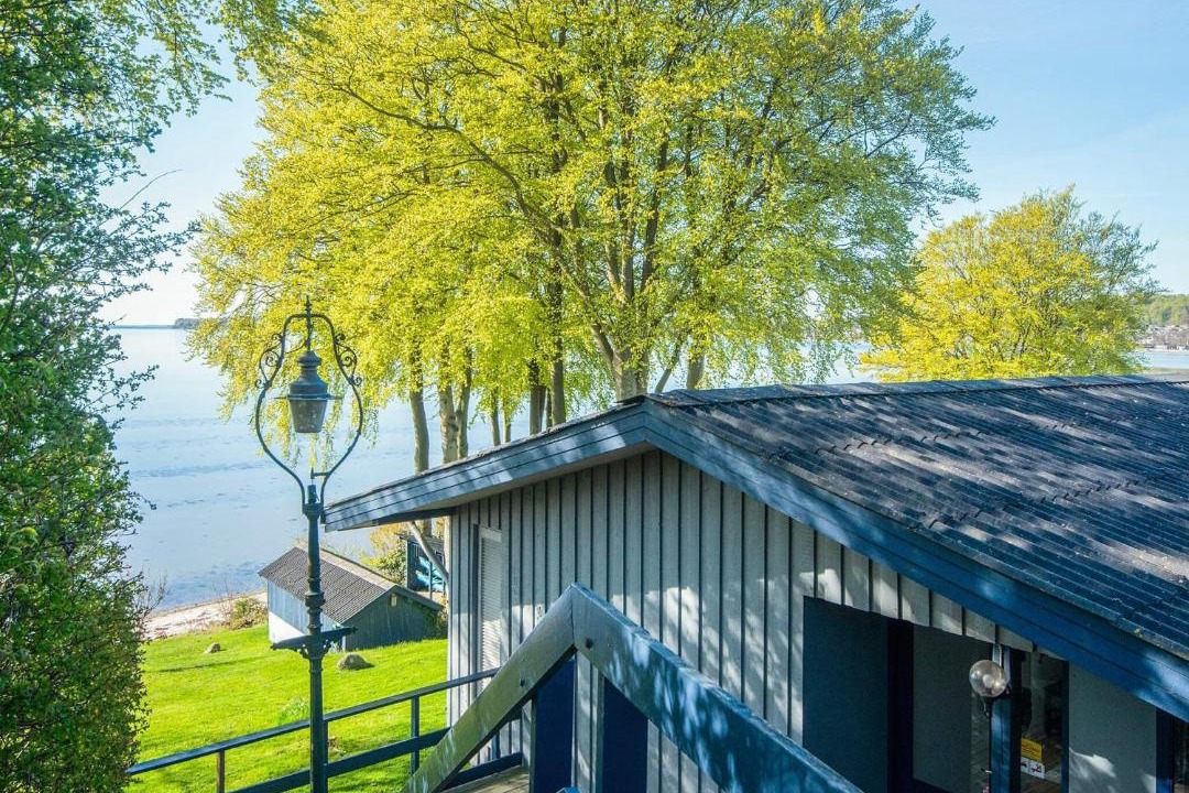Photo of Others in Bjert