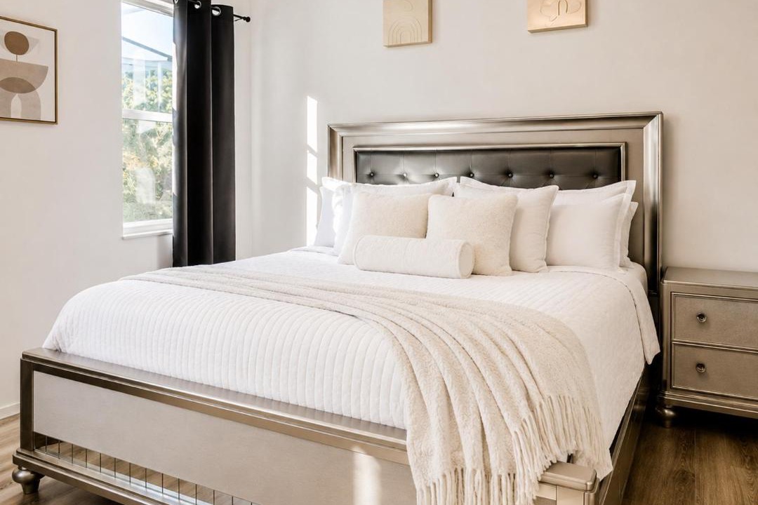 Photo of Bedroom in Windwood Bay