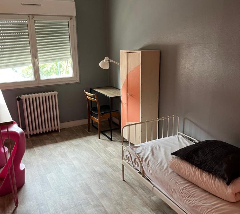 Photo of Others in Minimes - Barriere de Paris