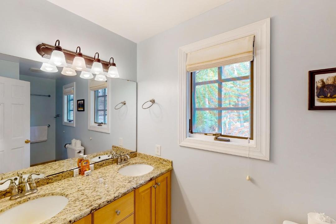 Photo of Bathroom in Moneta