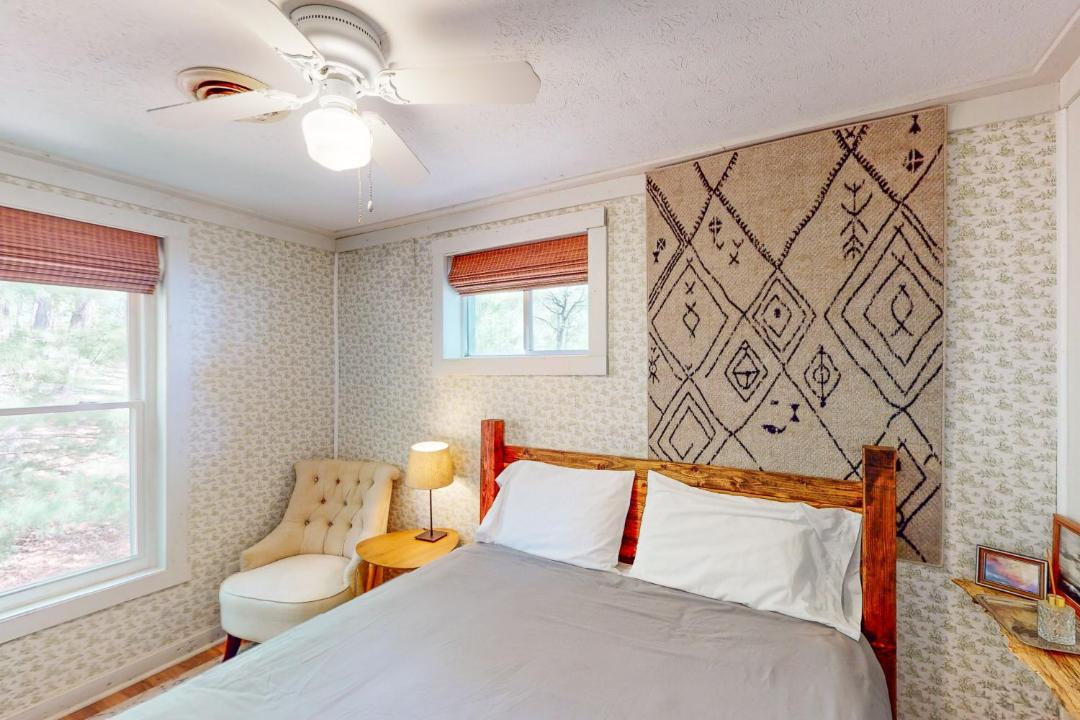 Photo of Bedroom in Huddleston