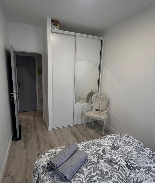 Photo of Bedroom in Mons-en-Baroeul