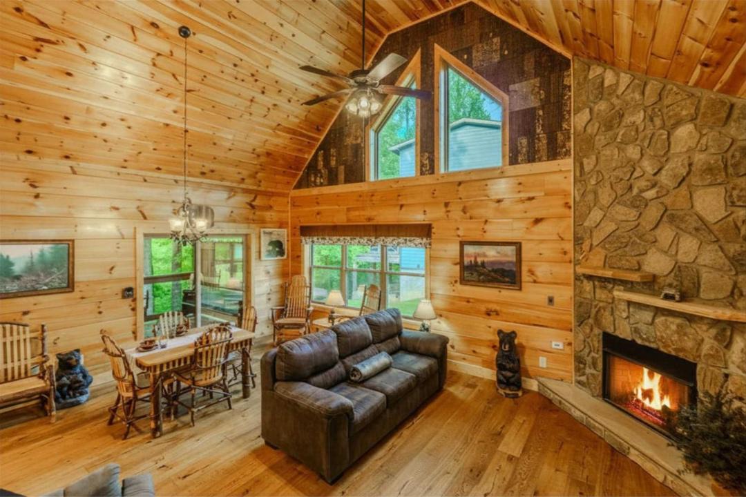 Photo of Others in Gatlinburg - Pigeon Forge