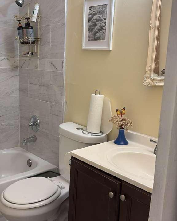 Photo of Bathroom in Lauderhill