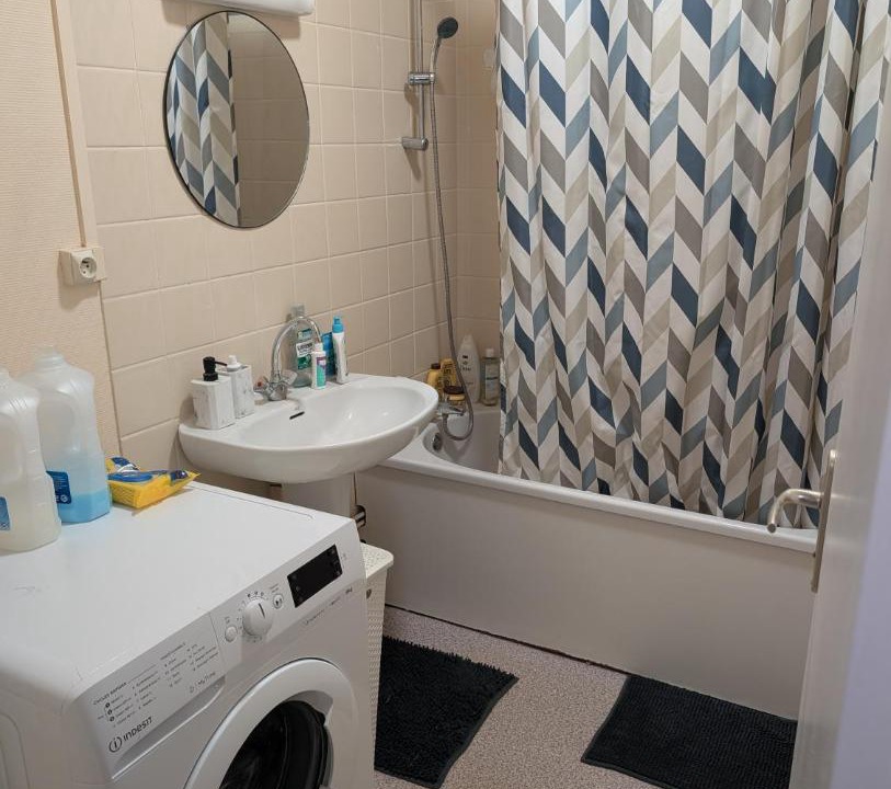 Photo of Bathroom in Flore