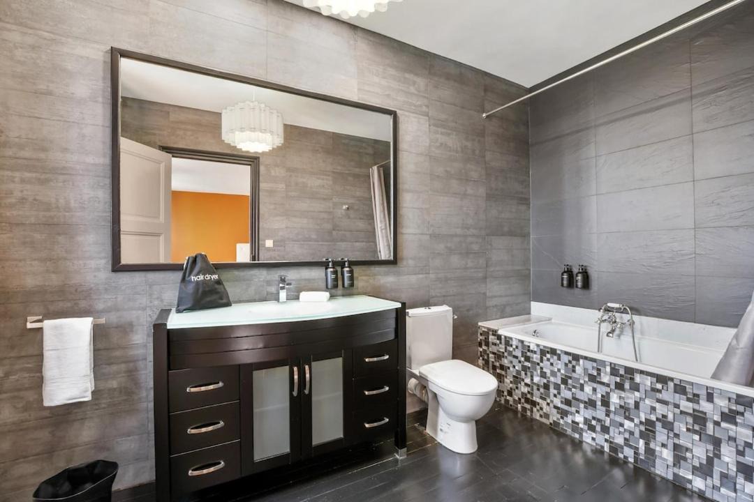 Photo of Bathroom in Plaisance-du-Touch