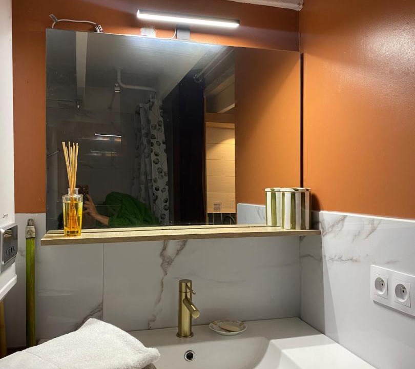 Photo of Bathroom in Avrille