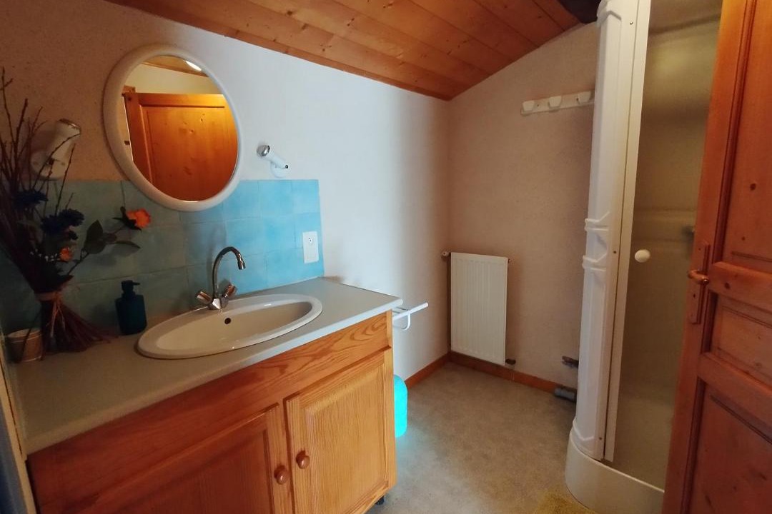 Photo of Bathroom in Bouille-Courdault