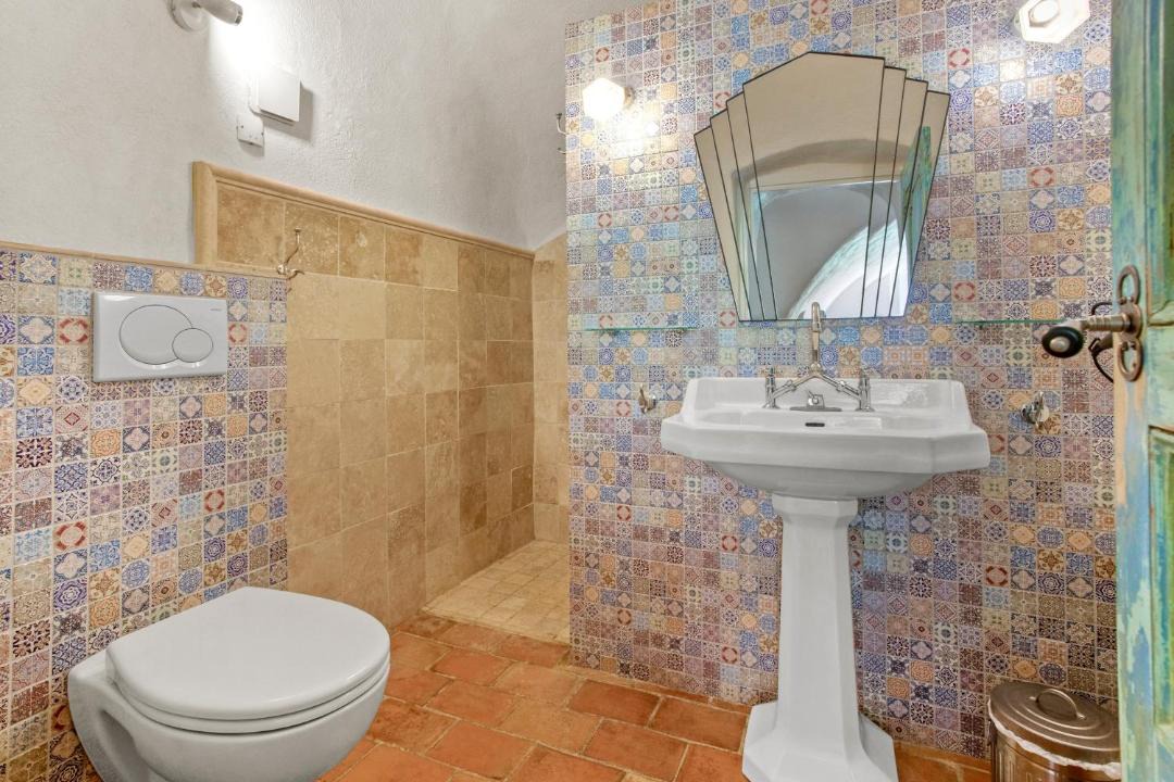 Photo of Bathroom in Meounes-les-Montrieux