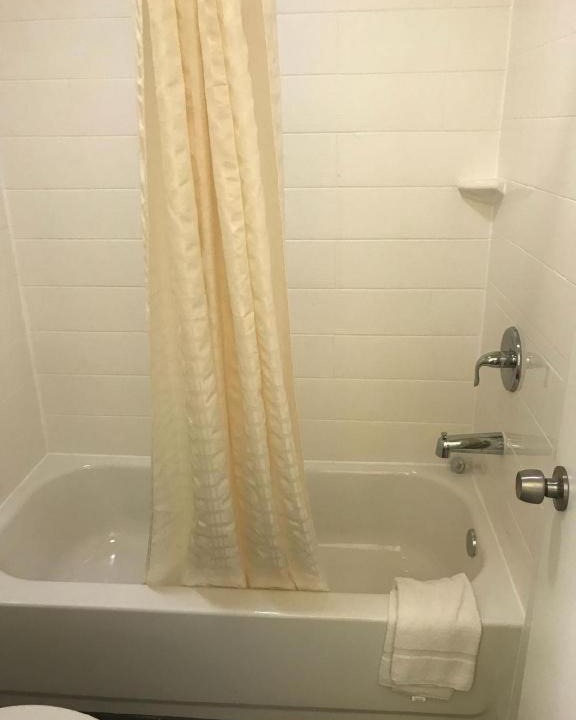 Photo of Bathroom in Dawson