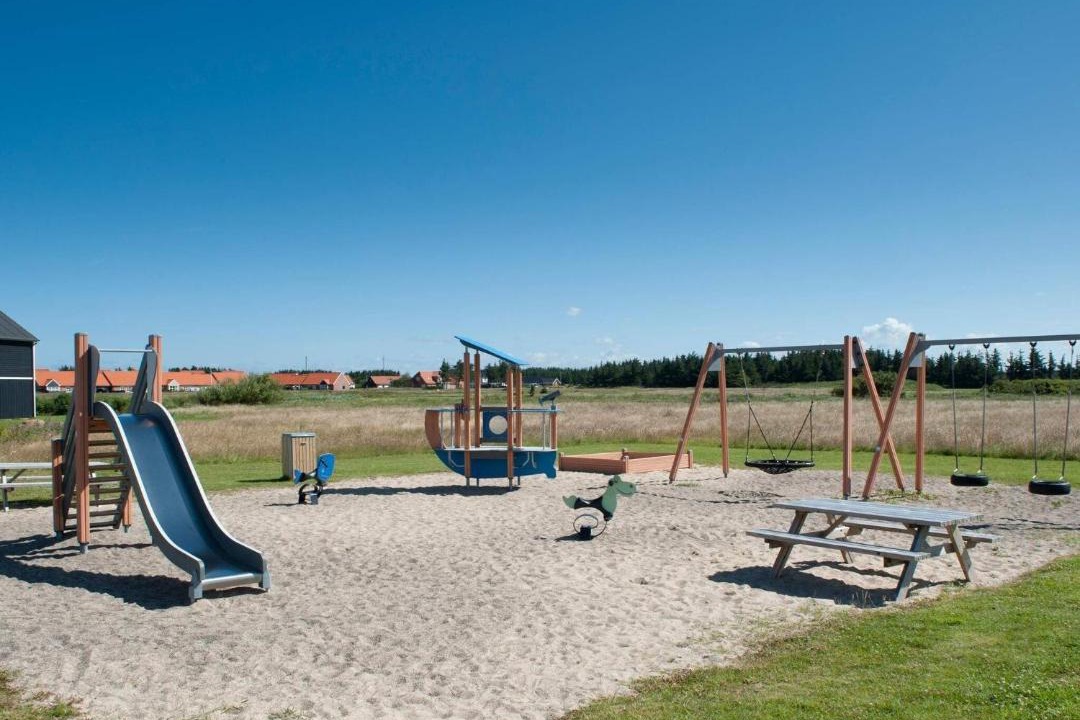 Photo of Others in Lokken