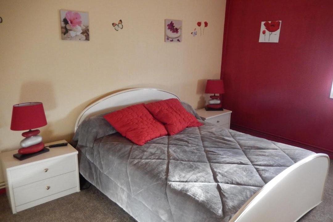 Photo of Bedroom in La Roche-Chalais
