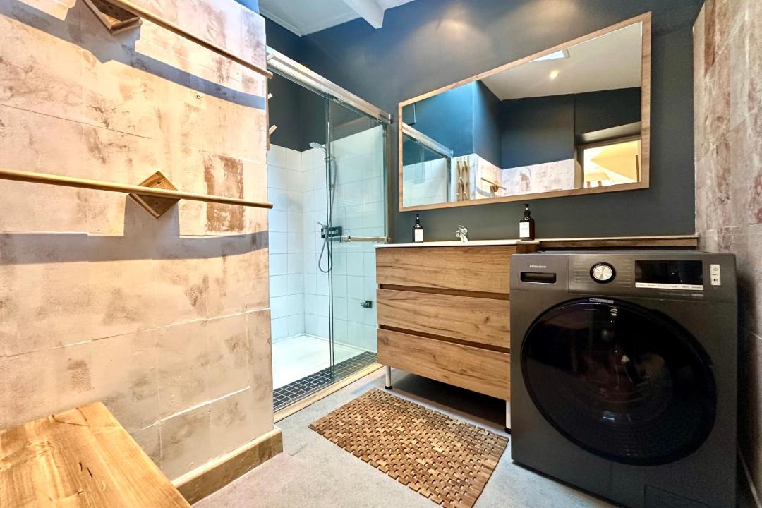 Photo of Bathroom in Abbeville