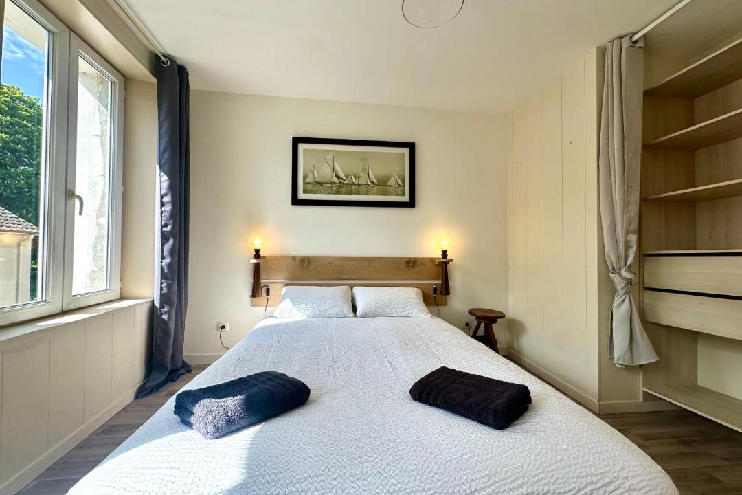 Photo of Bedroom in Abbeville