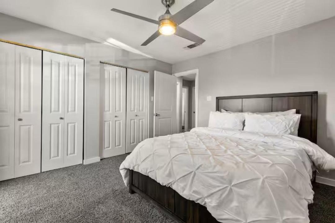 Photo of Bedroom in Grand Prairie