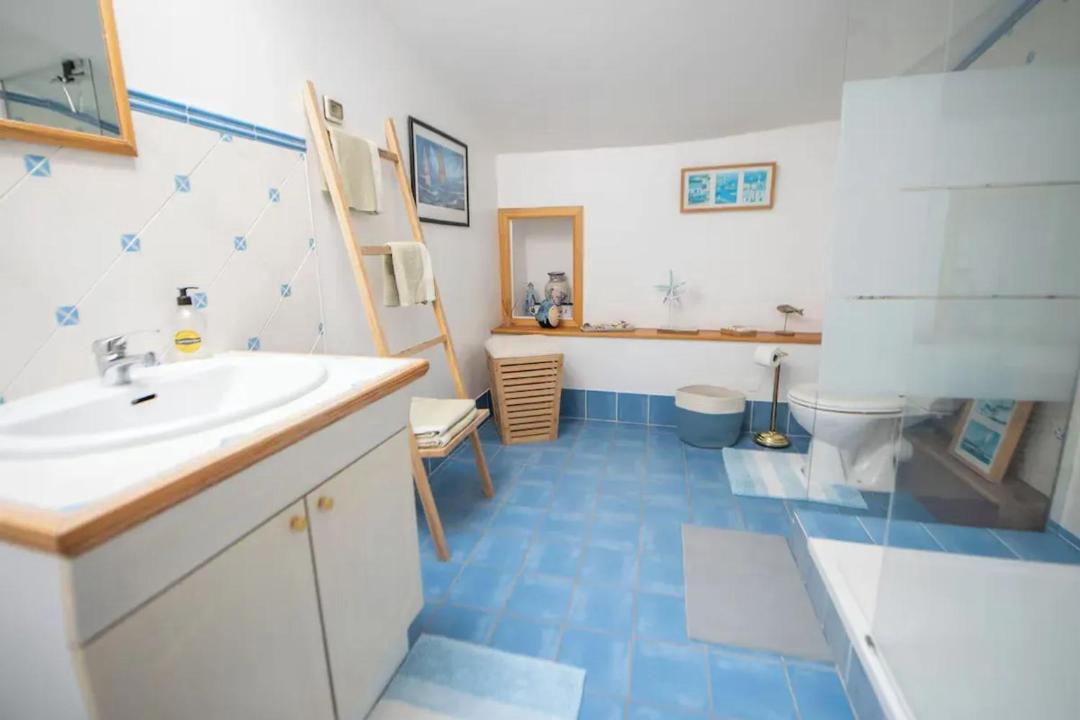 Photo of Bathroom in Ecusson