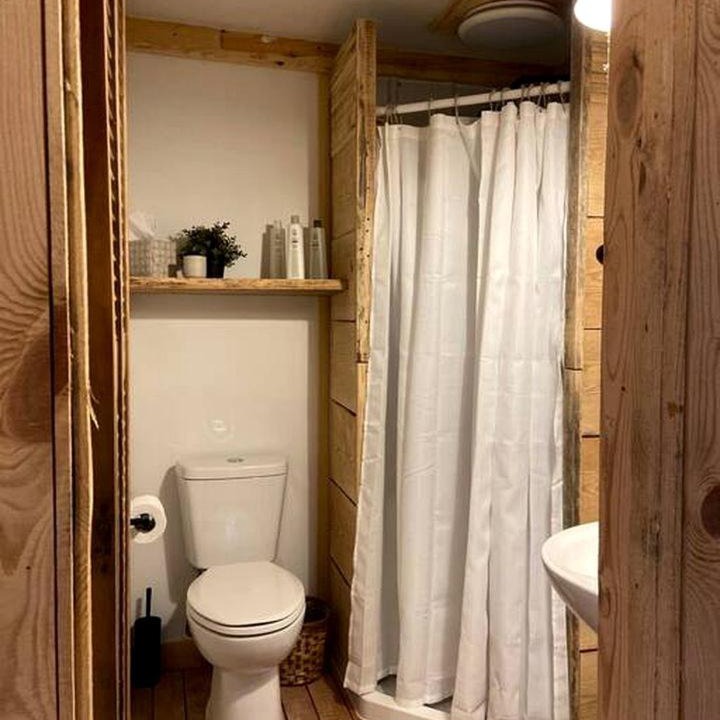 Photo of Bathroom in Boles