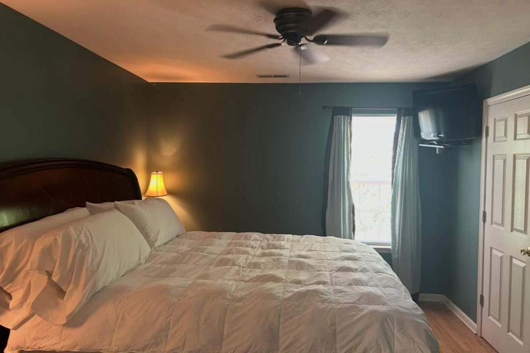 Photo of Bedroom in Leesburg
