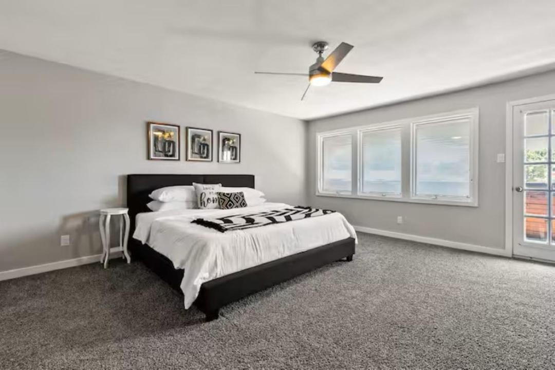 Photo of Bedroom in Grand Prairie