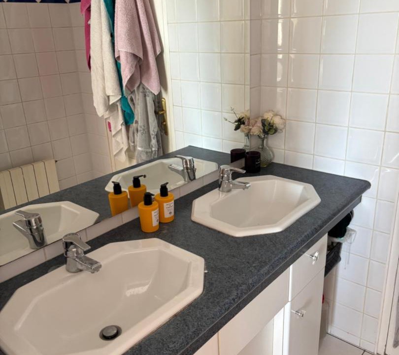 Photo of Bathroom in Champigny-sur-Marne