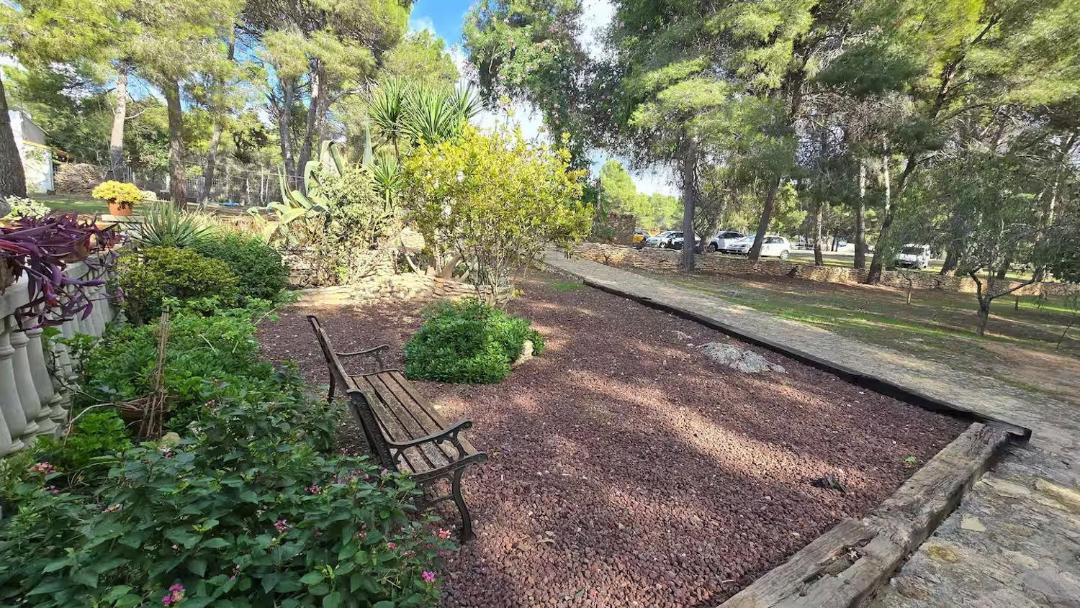 Photo of Others in Valldemar
