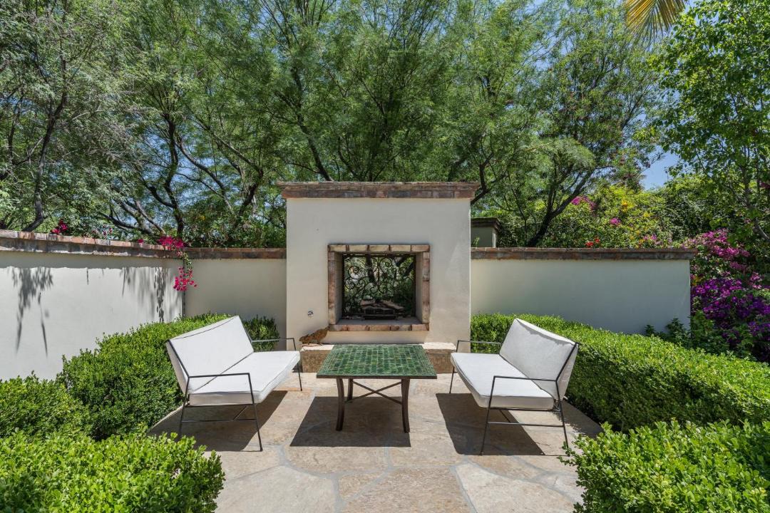 Photo of Others in Camelhead Estates