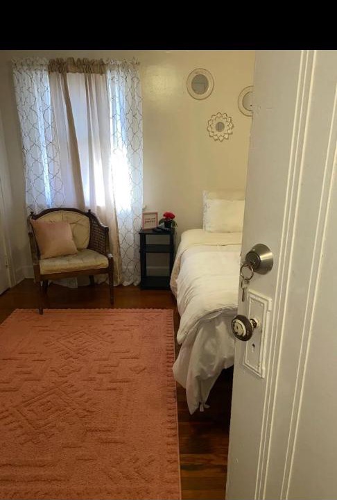 Photo of Bedroom in Akron