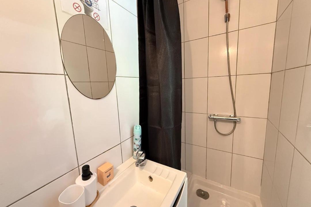 Photo of Bathroom in Margny-les-Compiegne