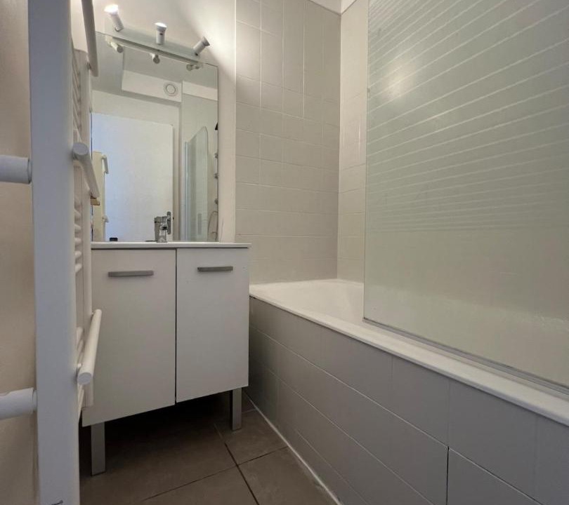 Photo of Bathroom in Touques