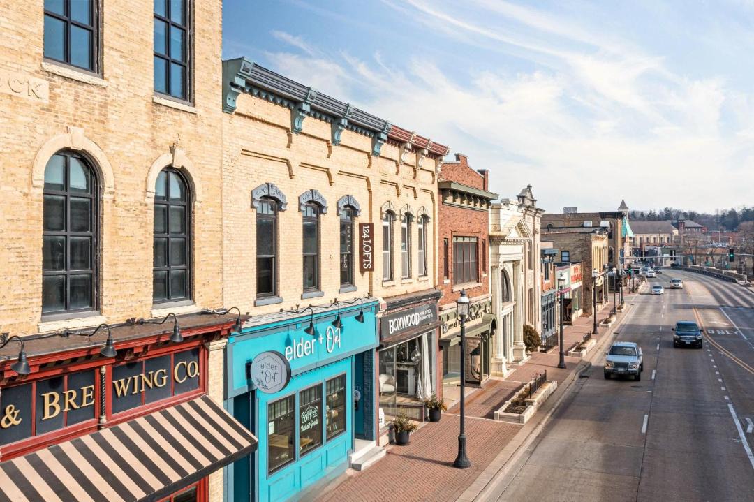 Photo of Others in West Dundee