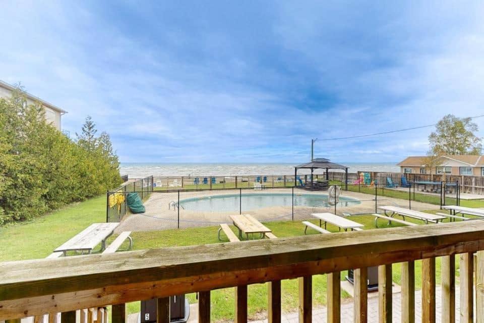 Photo of Others in Wasaga Beach
