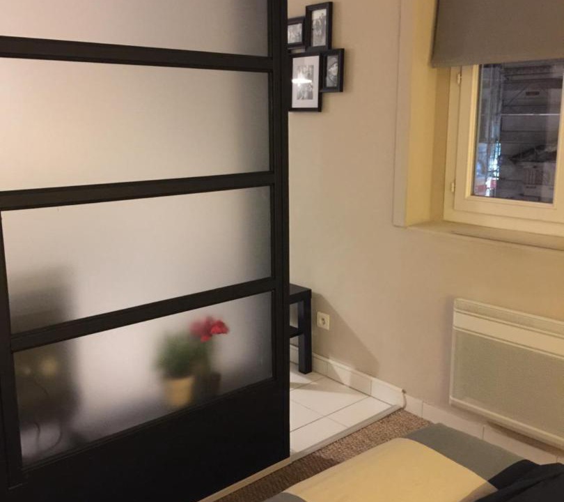 Photo of Others in Comedie