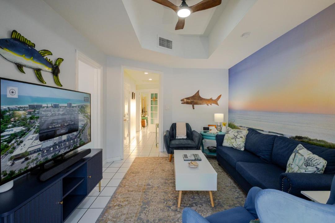 Photo of Livingroom in Saint Armands Key