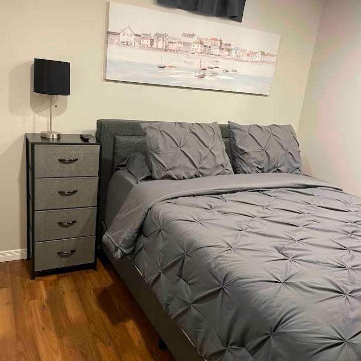 Photo of Bedroom in Bowmanville