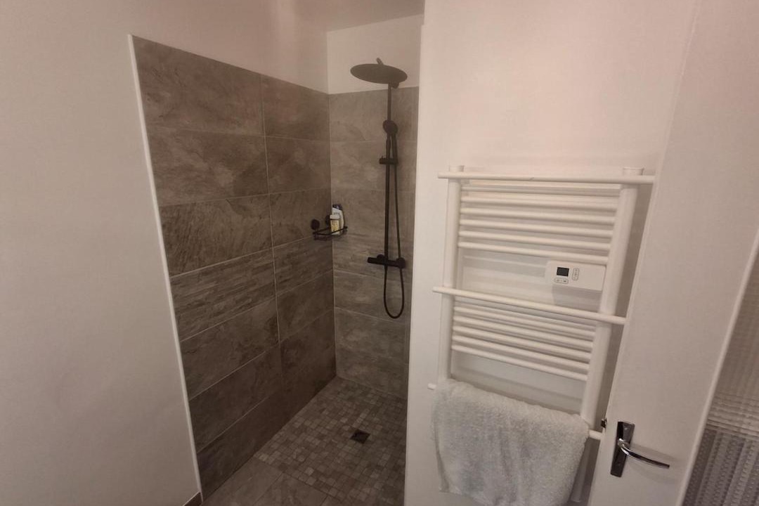 Photo of Bathroom in Maille