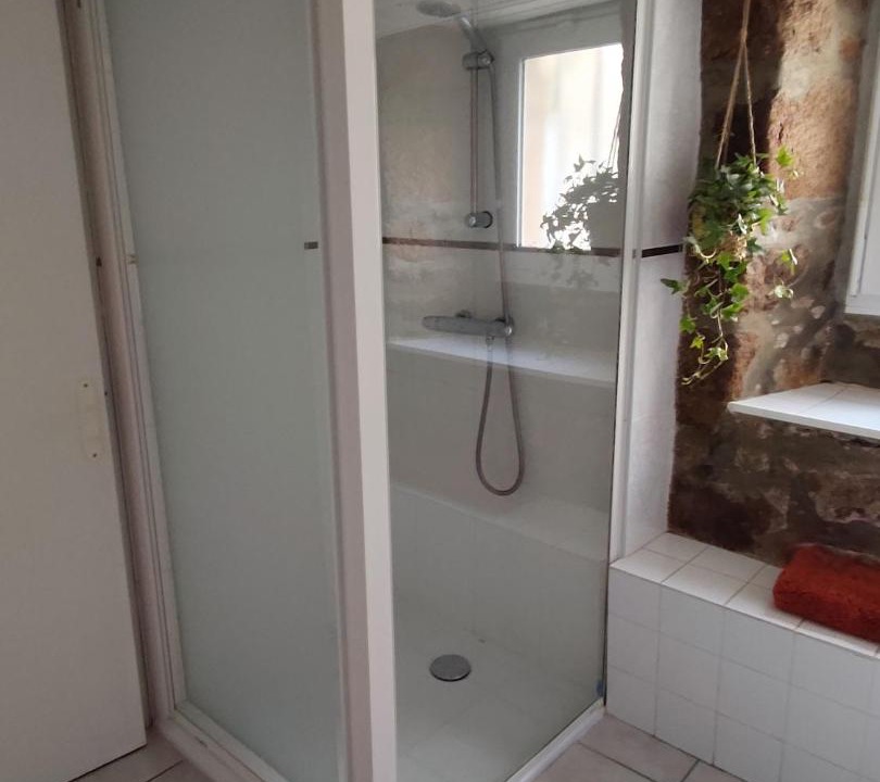 Photo of Bathroom in Cherence-le-Roussel