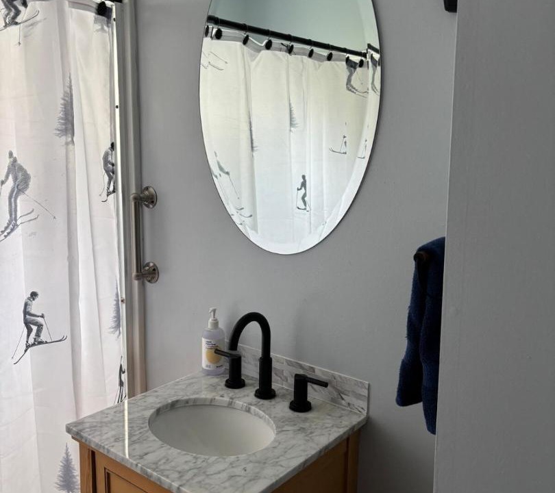 Photo of Bathroom in Town of Webb
