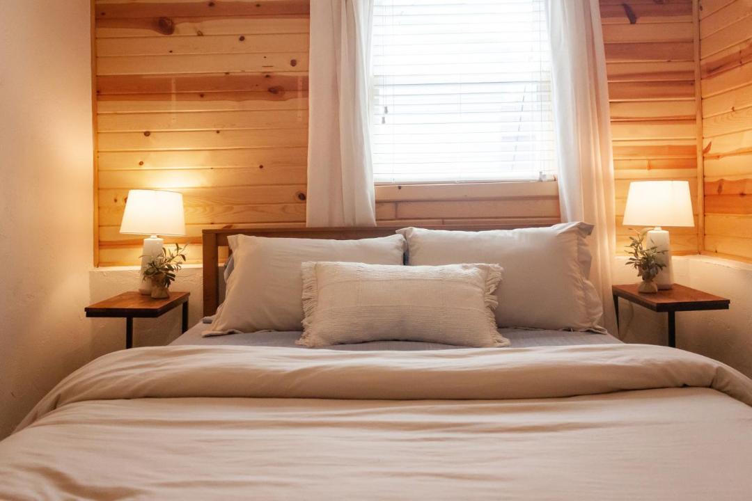 Photo of Bedroom in Edgerton