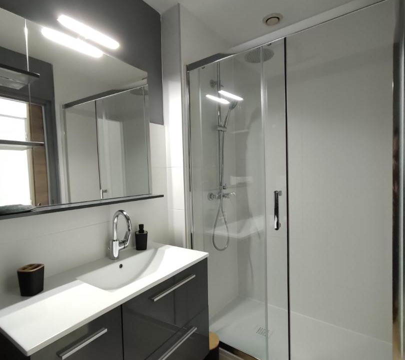 Photo of Bathroom in Saint-Marcellin