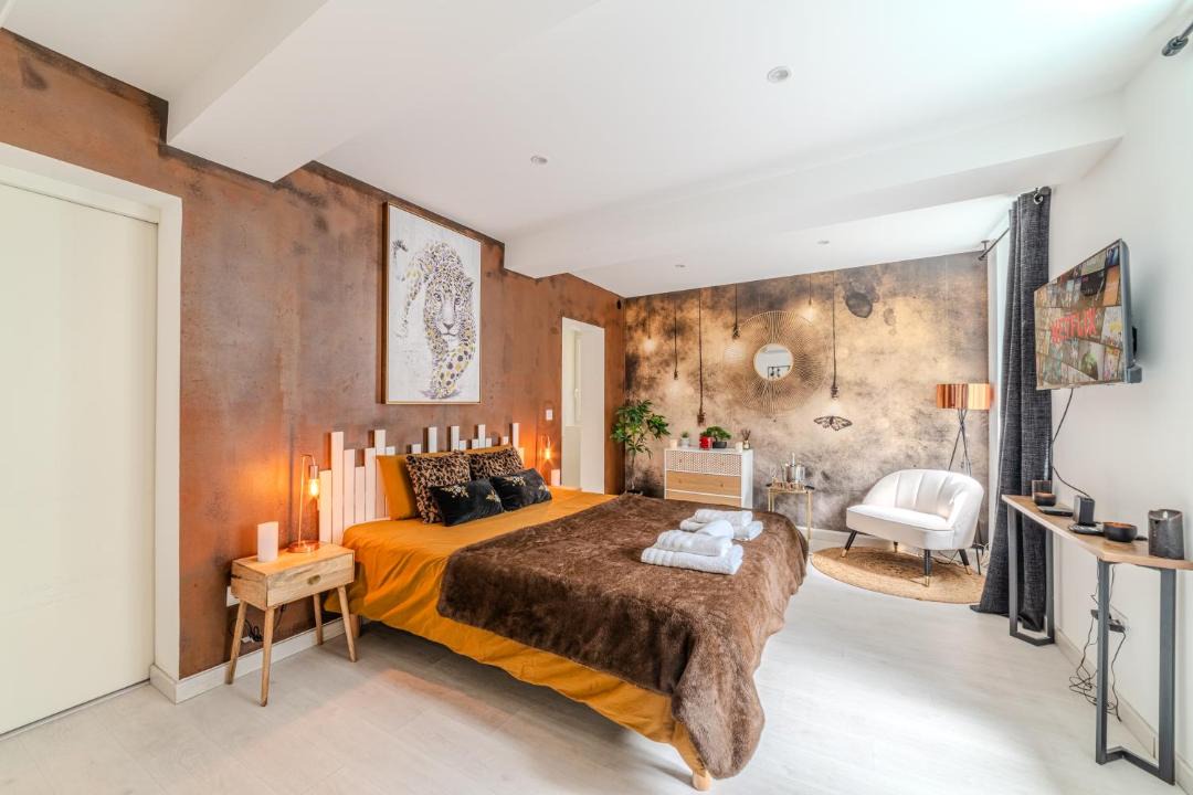 Photo of Bedroom in Montbrison