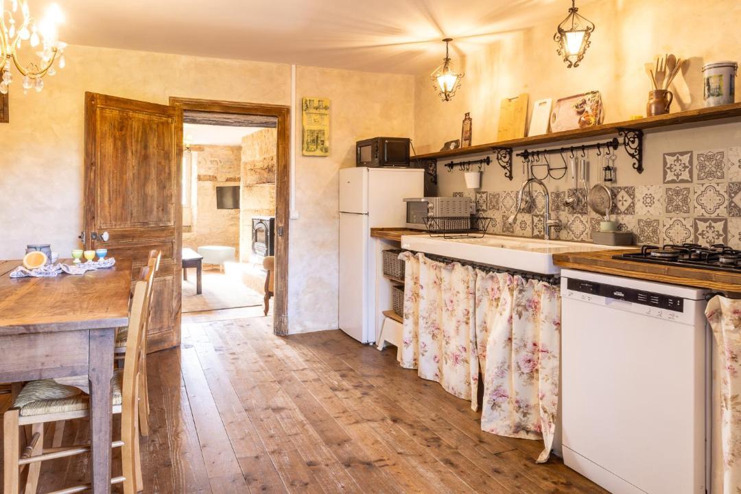 Photo of Kitchen in Ayen