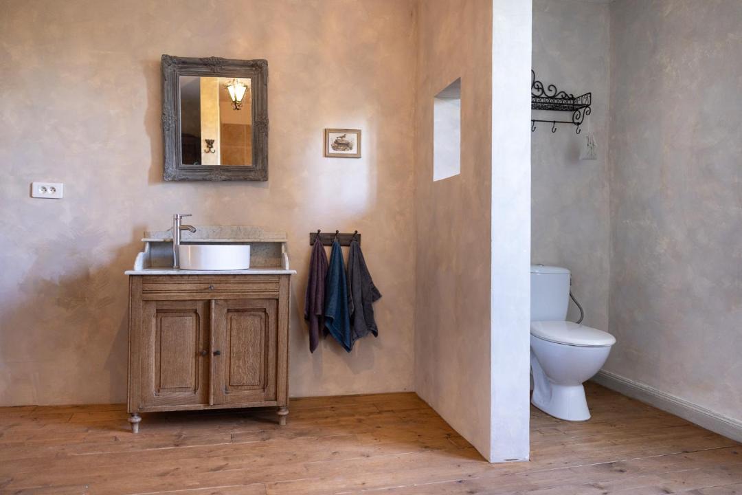 Photo of Bathroom in Ayen